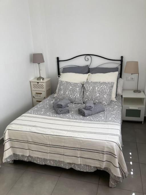 Fantastico Apartamento En Triana Sewilla Zewnętrze zdjęcie